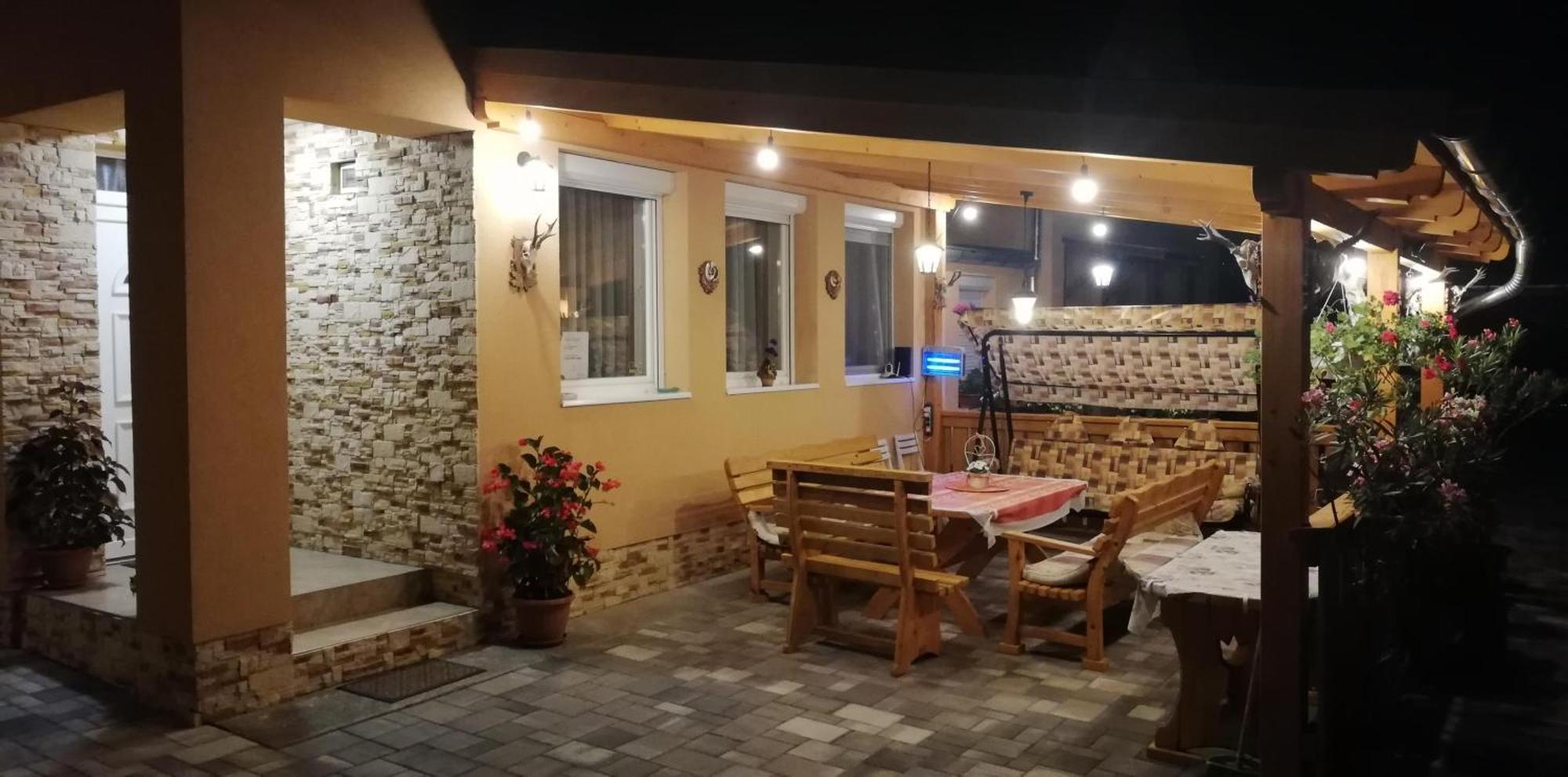 Agica Vendeghaz Villa Andornaktalya Bagian luar foto